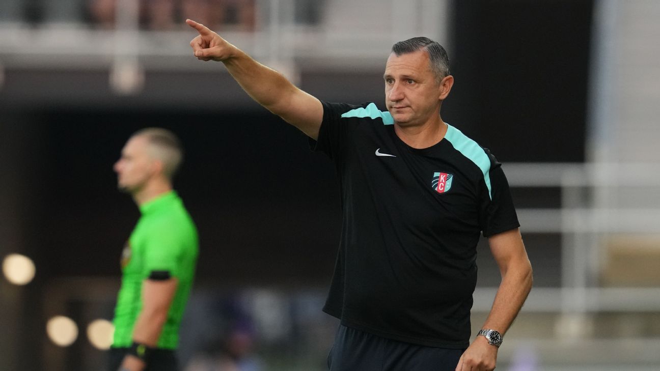 Can ex-USWNT coach Vlatko Andonovski save the NWSL's last-place Chicago Stars?