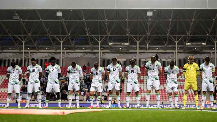 Ireland skip handshakes, bow heads before win over Israel