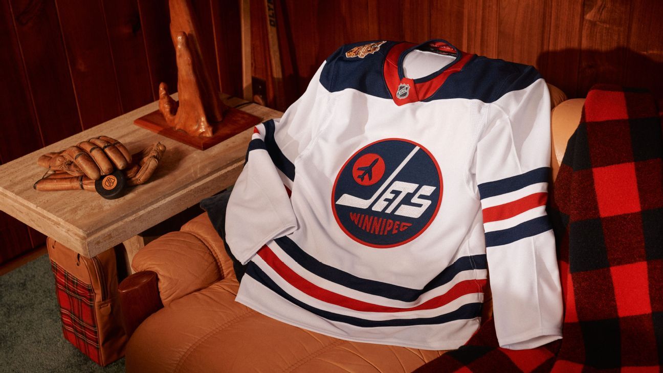 Jets, Canadiens dressed to impress with new NHL Heritage Classic sweaters