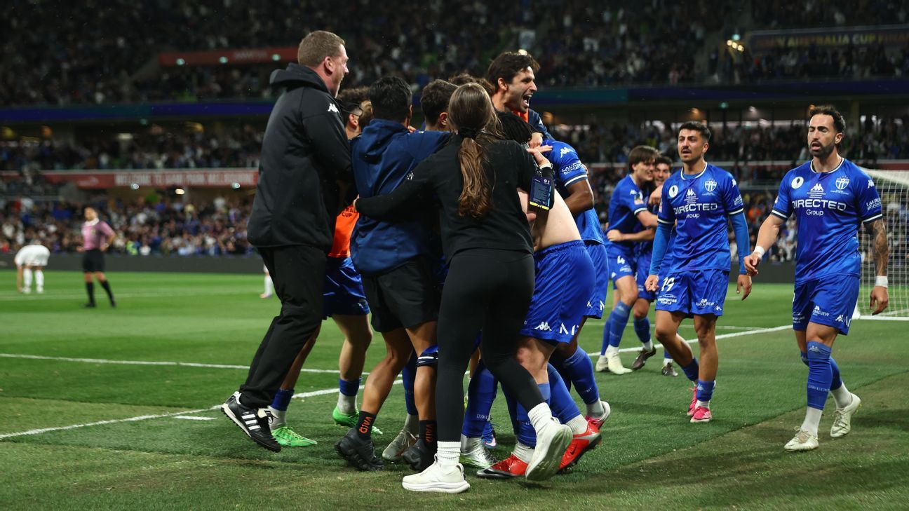 South Melbourne stun Victory to claim Australia Cup