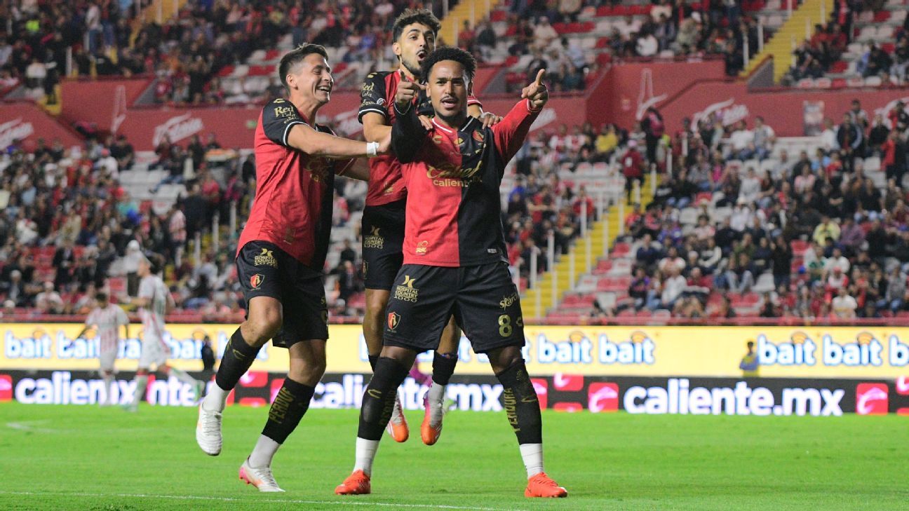 Atlas gana en Aguascalientes y se acerca al liderato