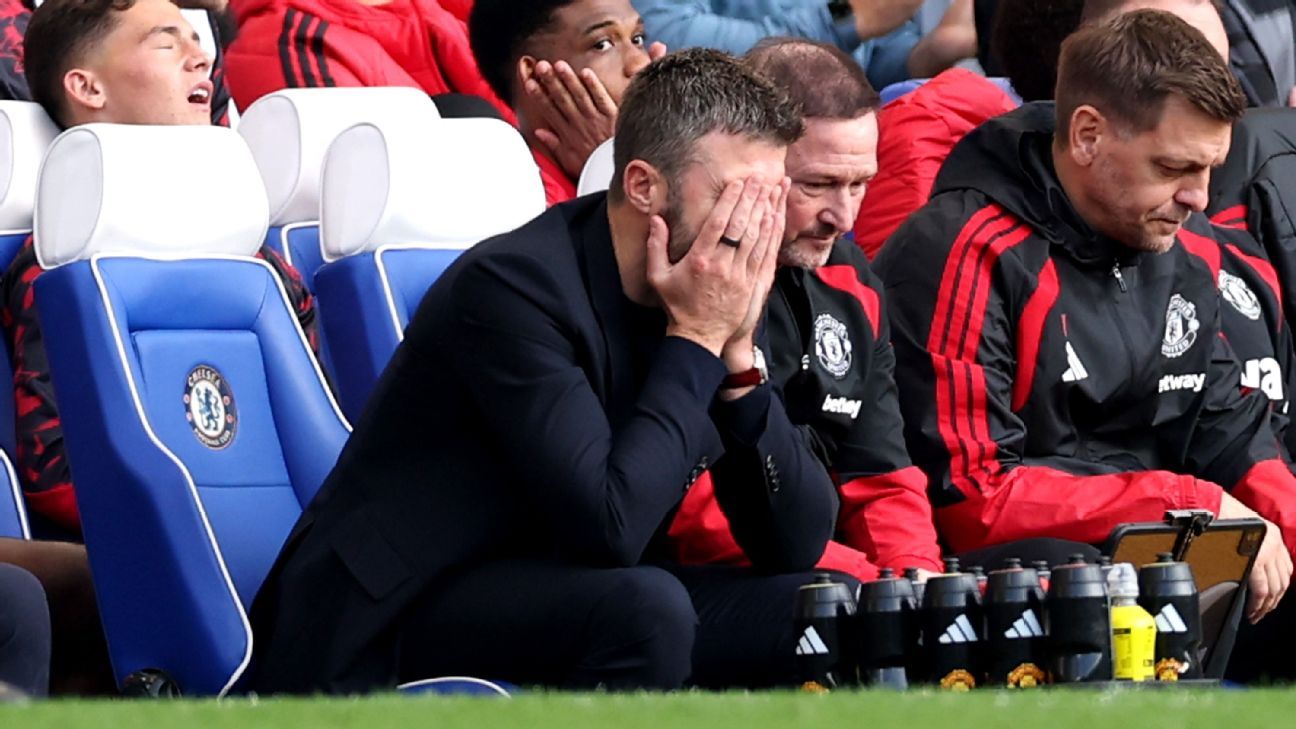 Pressure piles on Carrick as 10-man Man Utd lose at Chelsea
