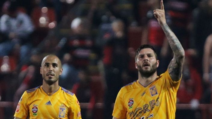 Humility and passion for winning, reasons why Guido Pizarro admires Gignac