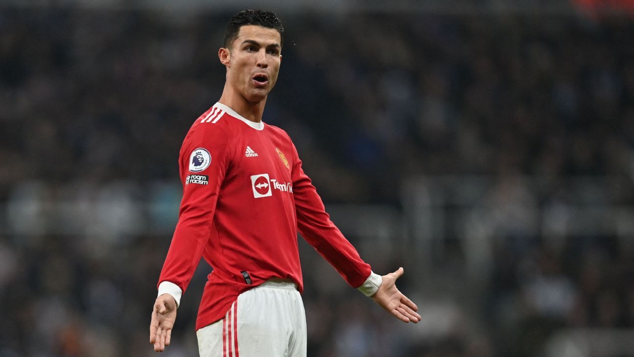 LIVE Transfer Talk – Masa depan Cristiano Ronaldo di Manchester United bergantung pada manajer baru