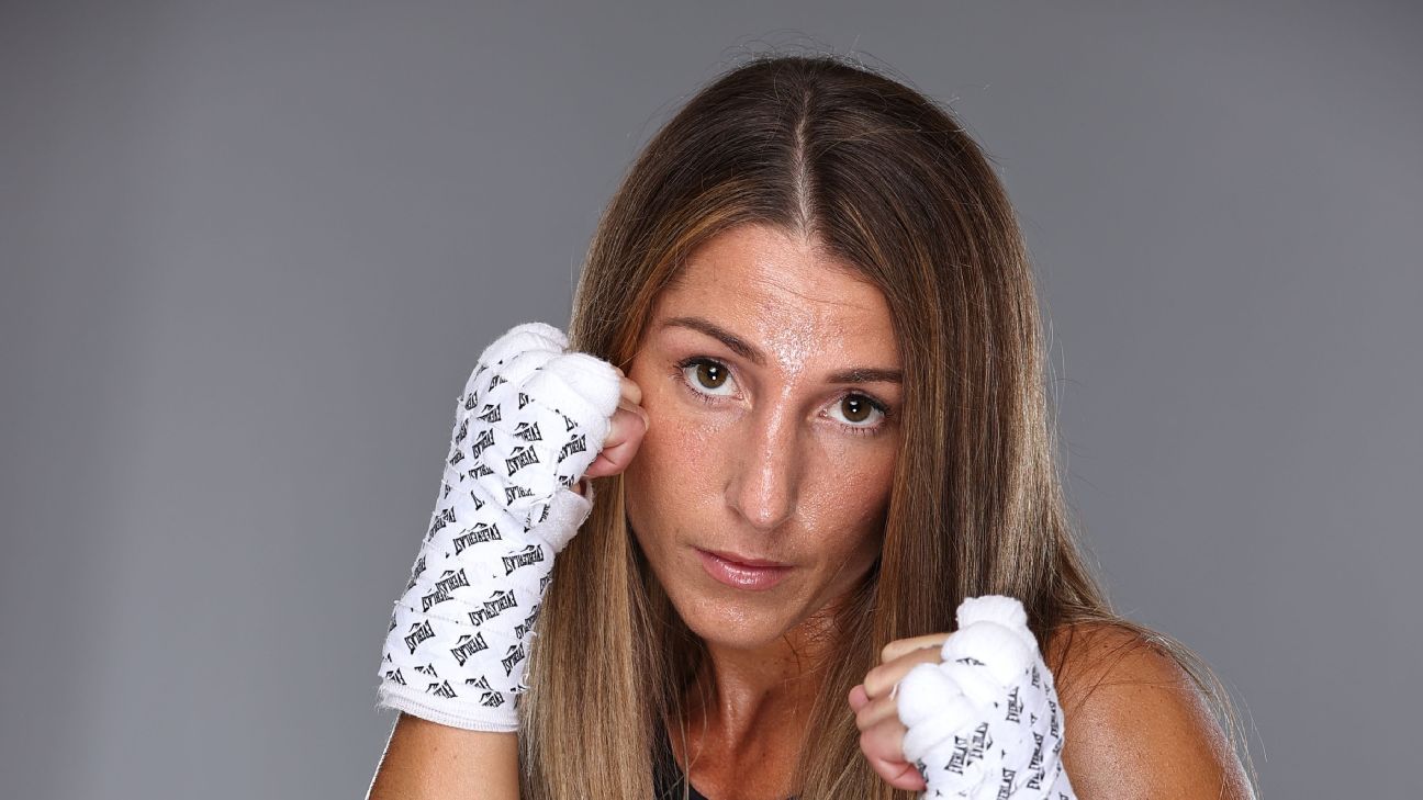 WBC junior champion Kim Clavel will fight WBA champion Jessica Nery Plata in a unification fight
