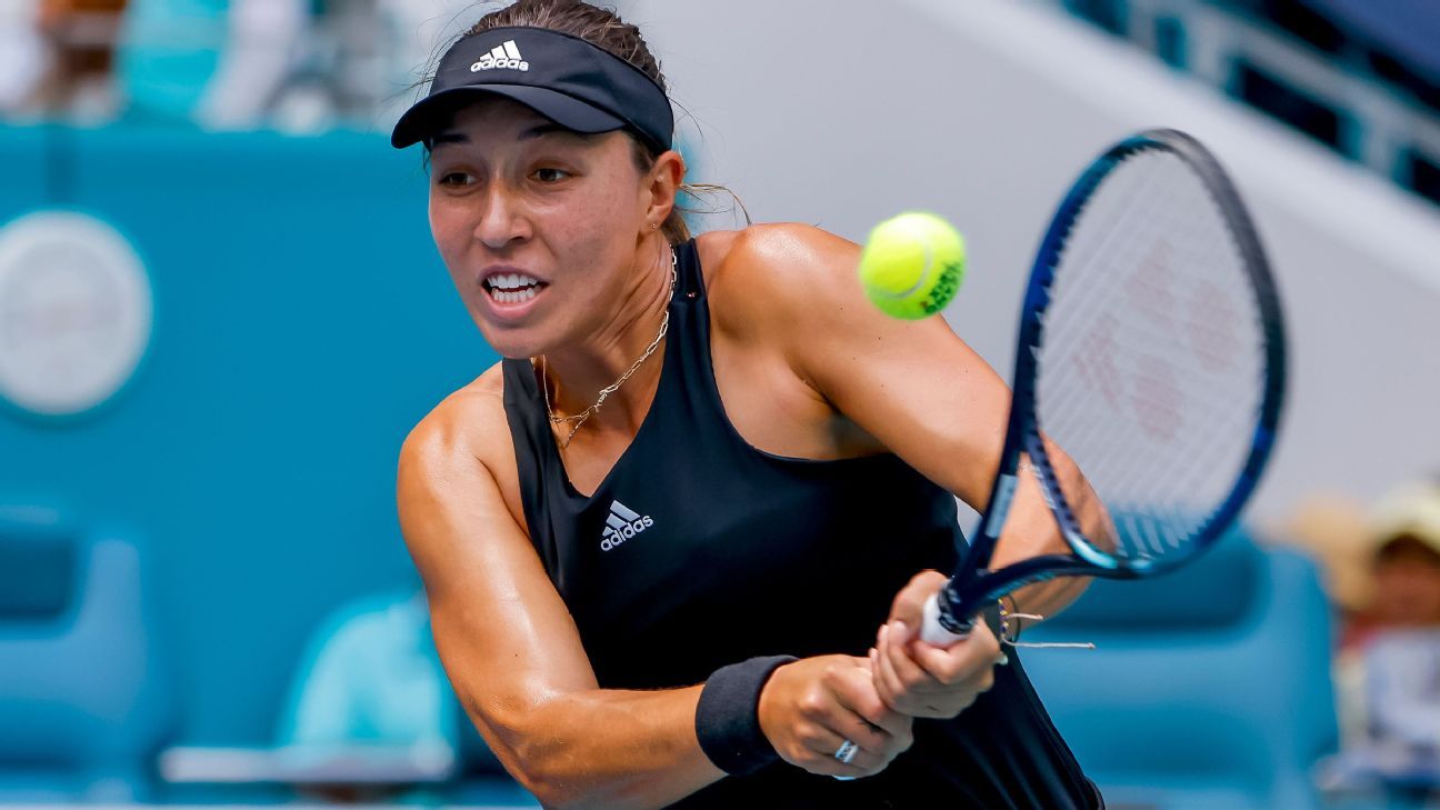 Jessica Pegula reaches Miami Open semifinals after Paula Badosa retires in first set