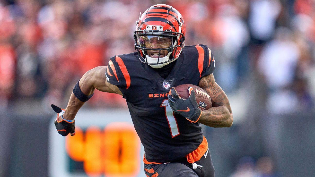 Sources: Bengals WR Chase (hip) out 4-6 weeks