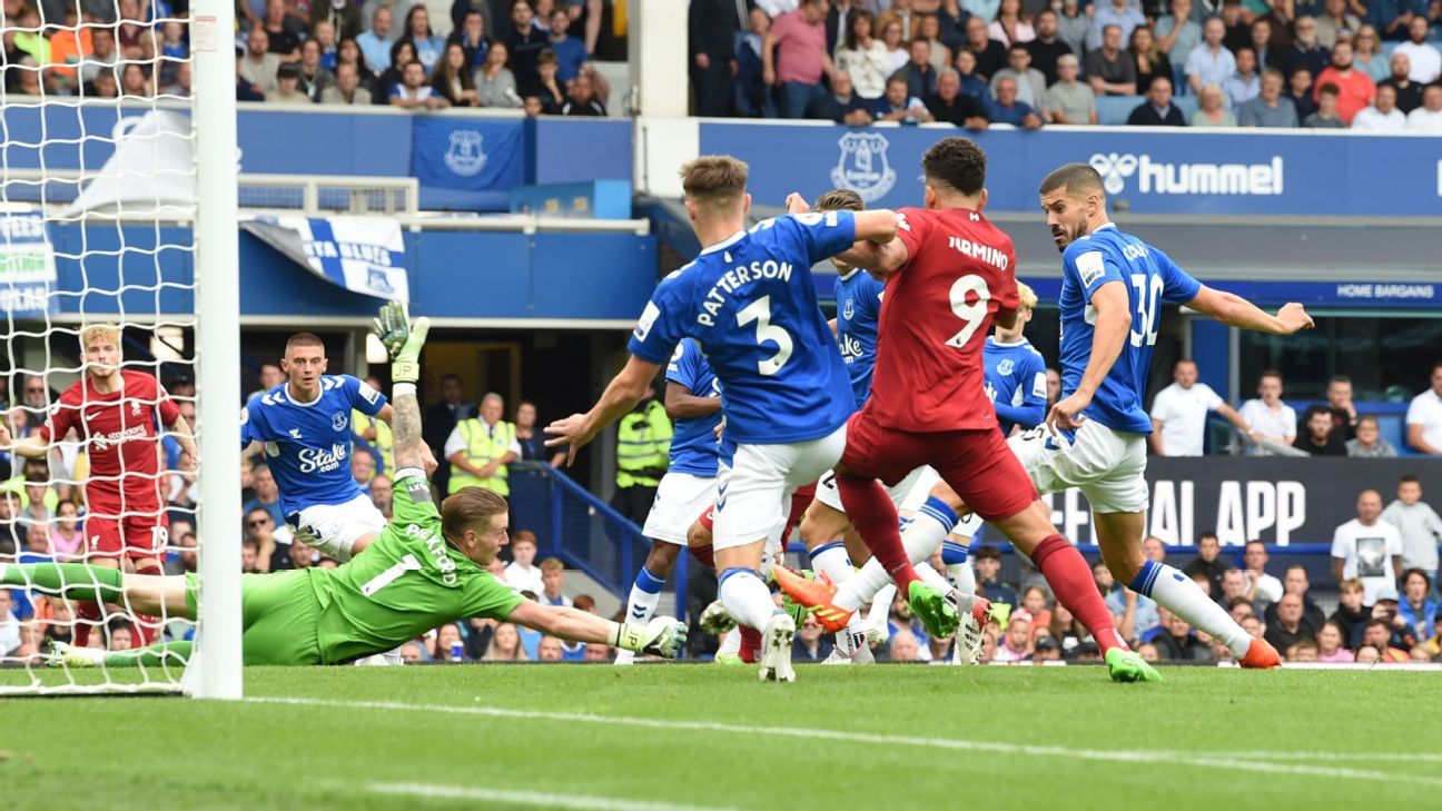 Liverpool drop more points at Everton in thrilling Merseyside derby
