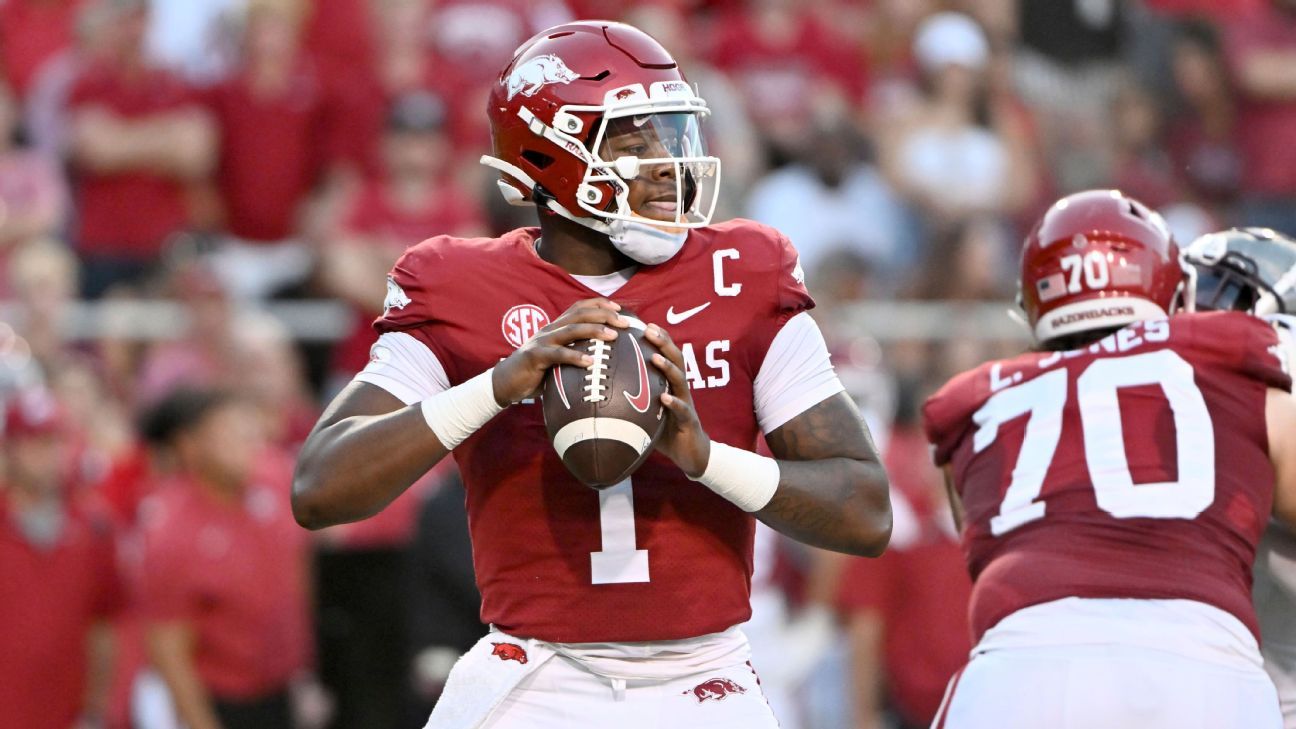 Arkansas QB Jefferson says he'll return in 2023