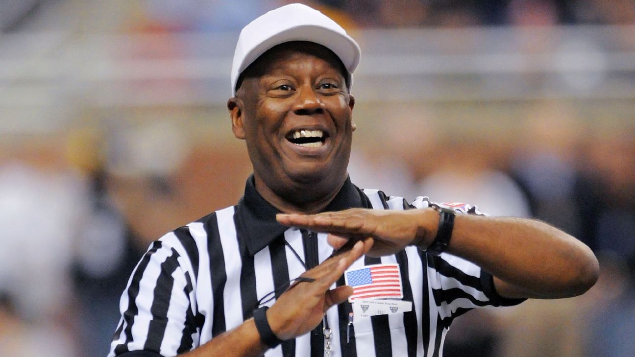 'Giving him the business': College football's most iconic call