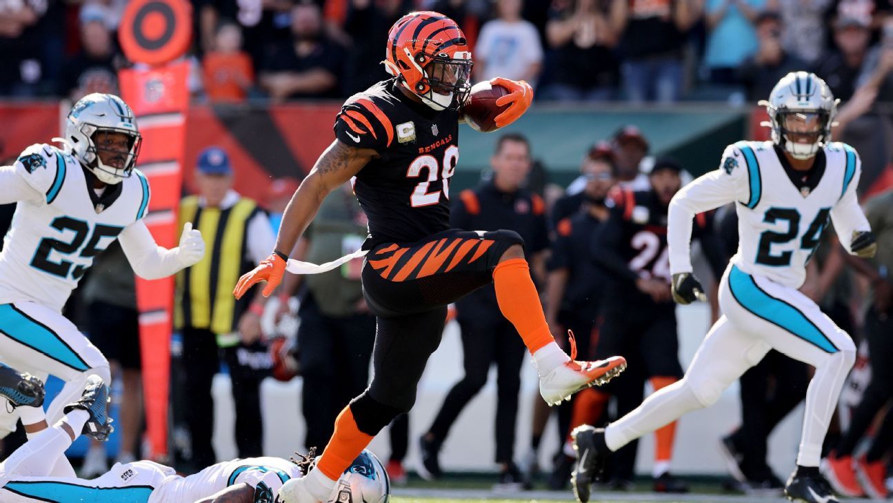 Bengals RB Mixon sets team mark with 5 TDs