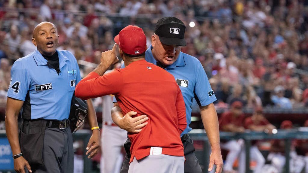 Marmol: Bucknor 'zero class' for no handshake Marmol: Bucknor 'zero class' for no handshake