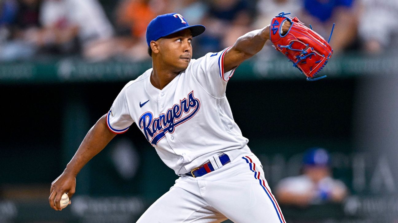 <div>Rangers' Leclerc to miss WBC with neck injury</div>