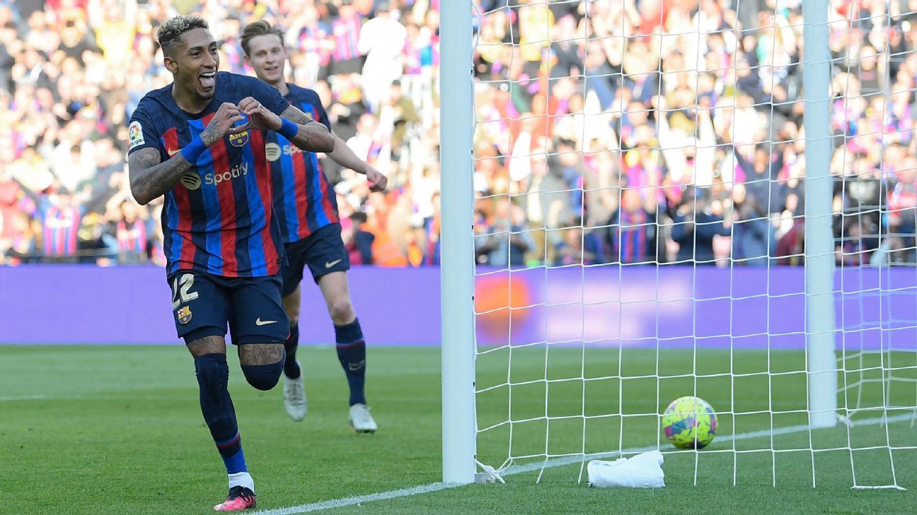 Barcelona hang on to beat Valencia, stay clear atop LaLiga