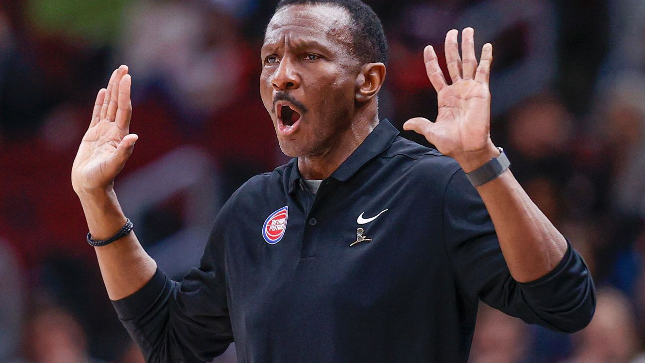 Sebagai pelatih Pistons, Duane Casey akan pindah ke front office