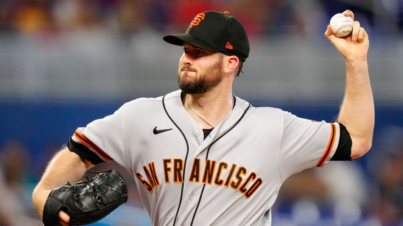 Giants place LHP Wood on IL with back strain