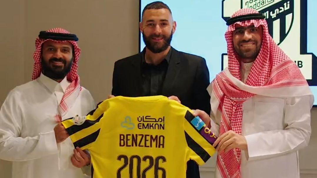 OFFICIAL: Benzema has signed a three-season deal with Saudi club Al Ittihad