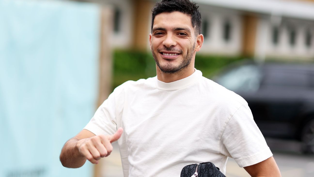 Sources: Wolves agree to transfer Raul Jimenez to Fulham