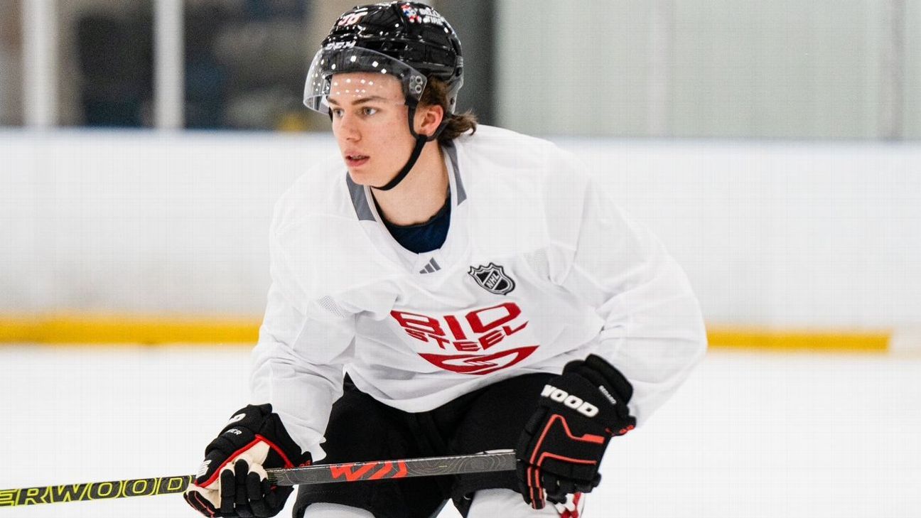 <div>Connor on Connor: Bedard talks chasing McDavid's 'ridiculous' stats</div>