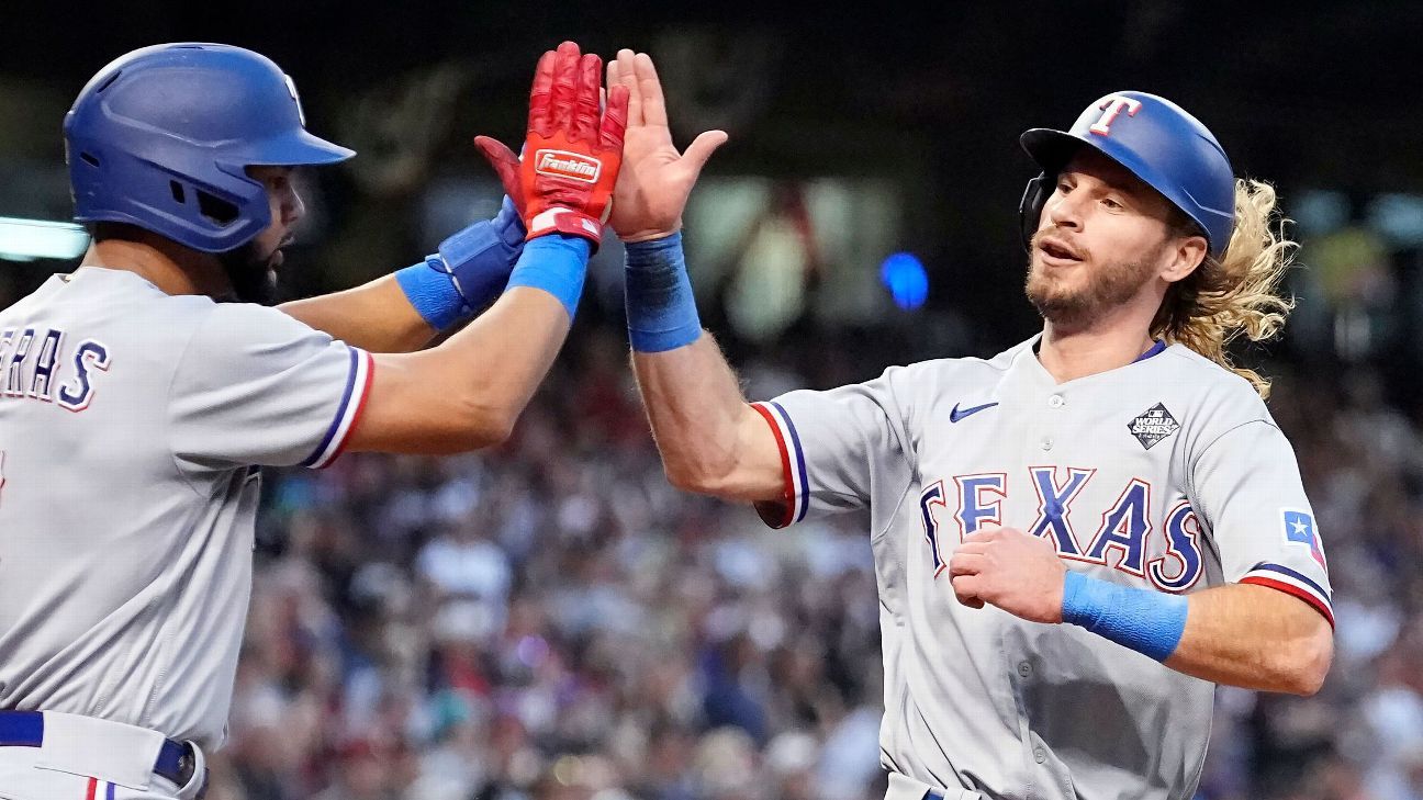 Rangers on brink of WS championship after romp