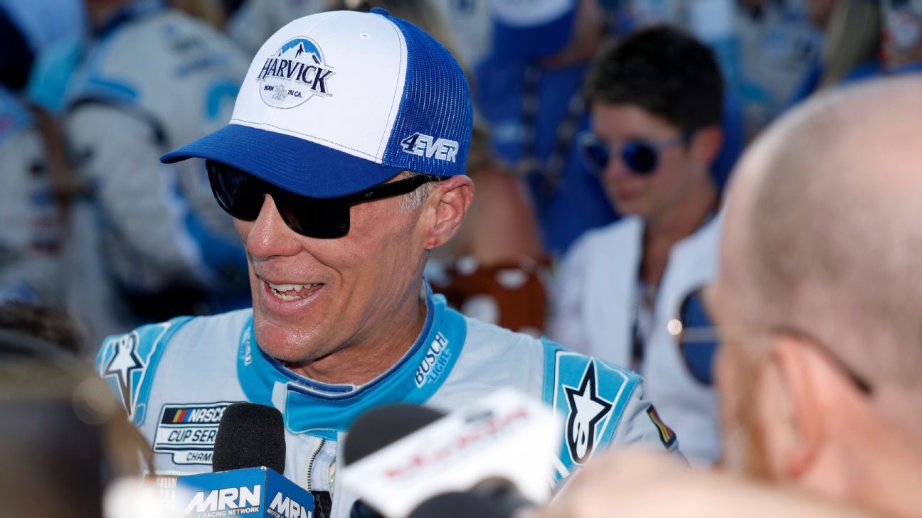 Harvick places 7th in Phoenix in NASCAR farewell